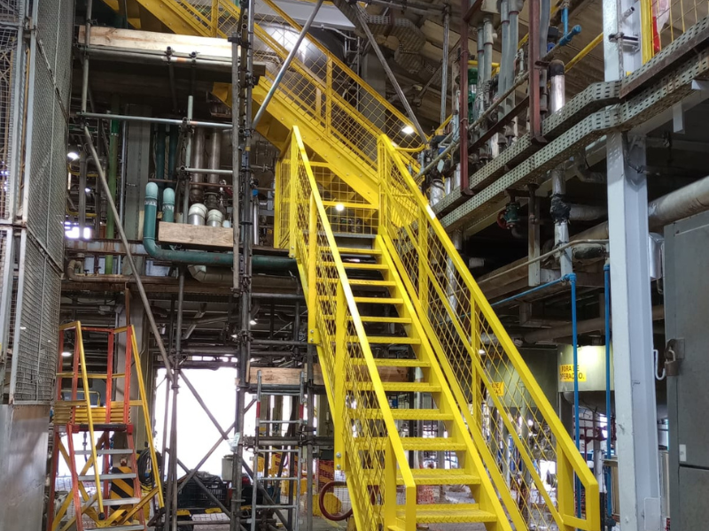 fabricante de escadas industriais - repressu caldeiraria